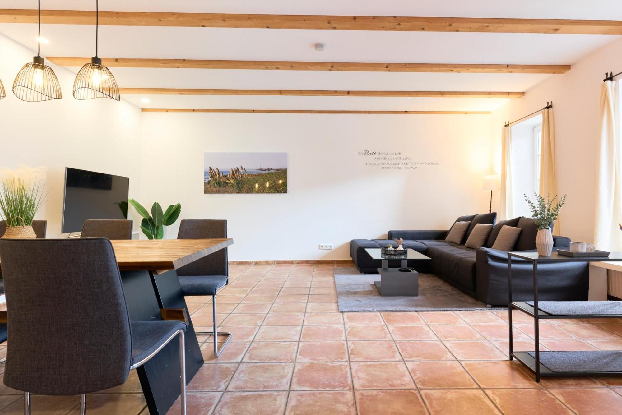 Stilvolle Gartenterrassenwohnung Mitten In Bregenz Exteriér fotografie
