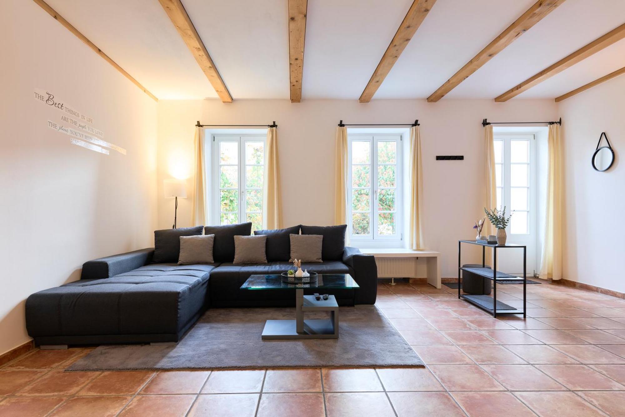 Stilvolle Gartenterrassenwohnung Mitten In Bregenz Exteriér fotografie