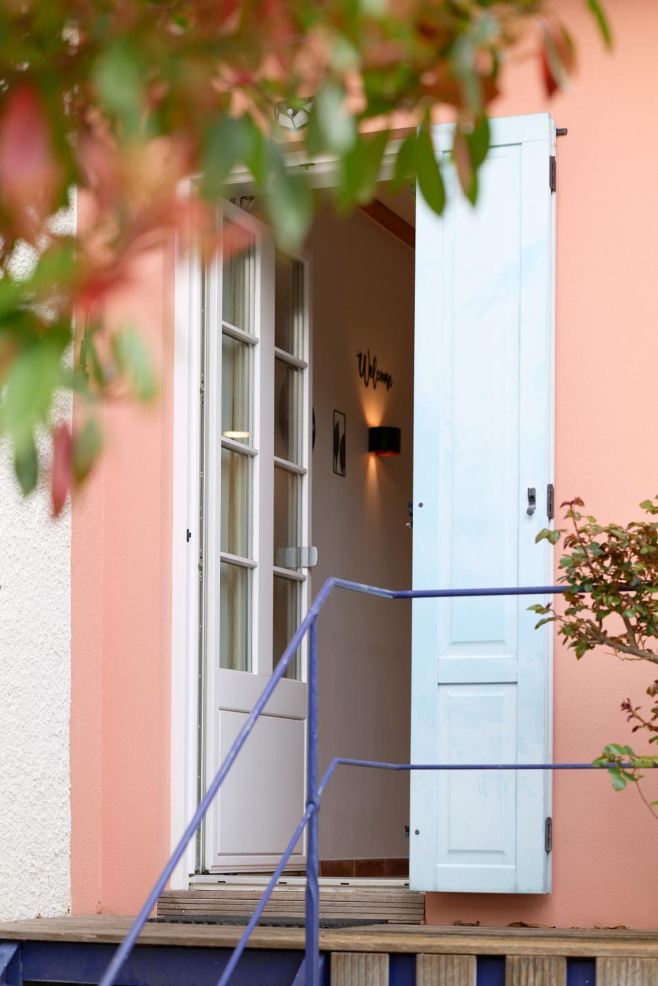 Stilvolle Gartenterrassenwohnung Mitten In Bregenz Exteriér fotografie